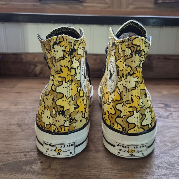 Yellow Snoopy High-Top Sneakers - Picture 6 of 14
